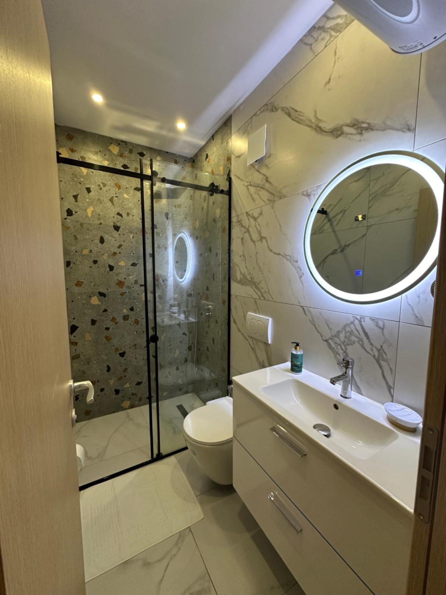 Xhimi'S Seaside Apartments دراس المظهر الخارجي الصورة