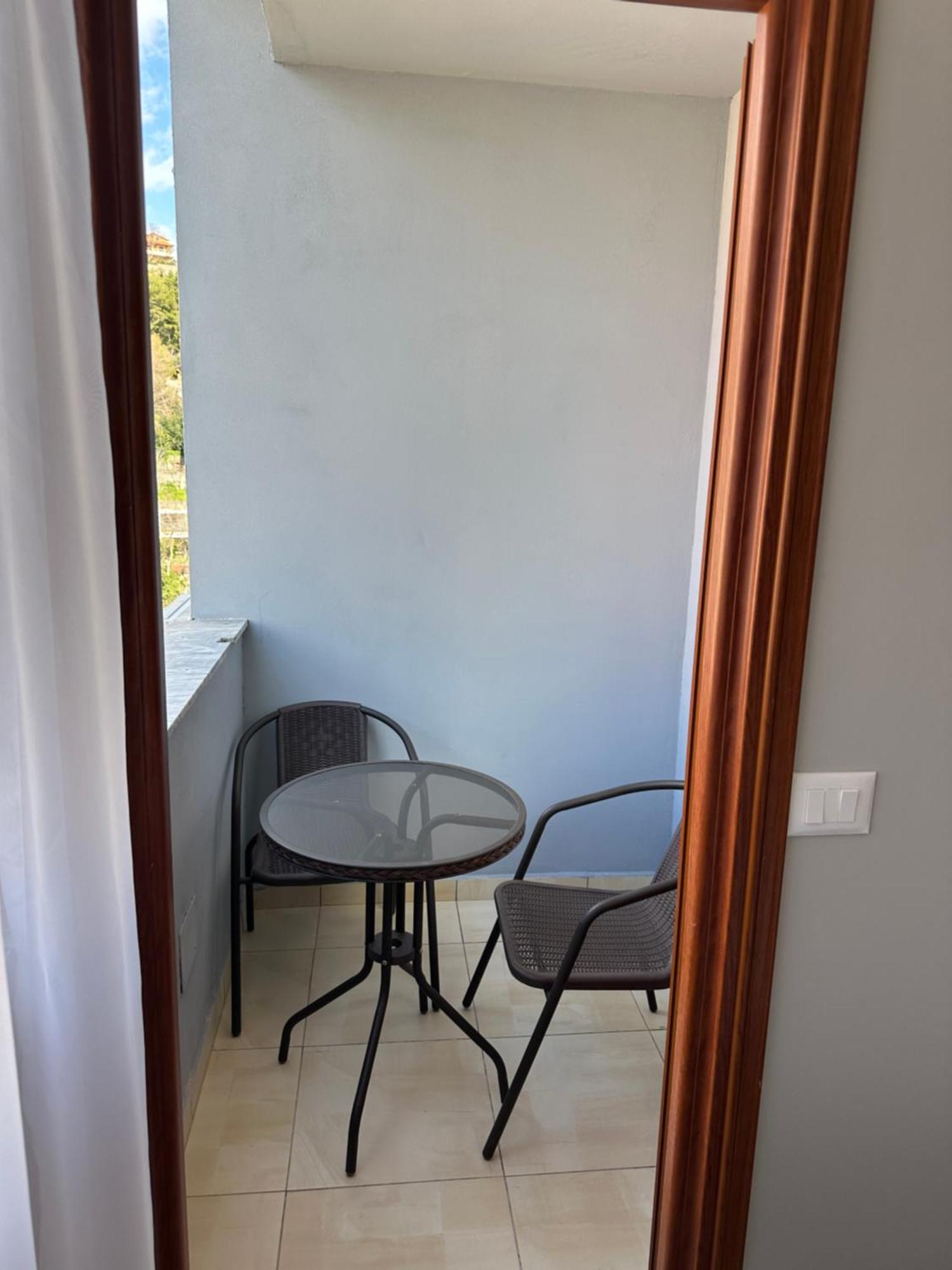 Xhimi'S Seaside Apartments دراس المظهر الخارجي الصورة