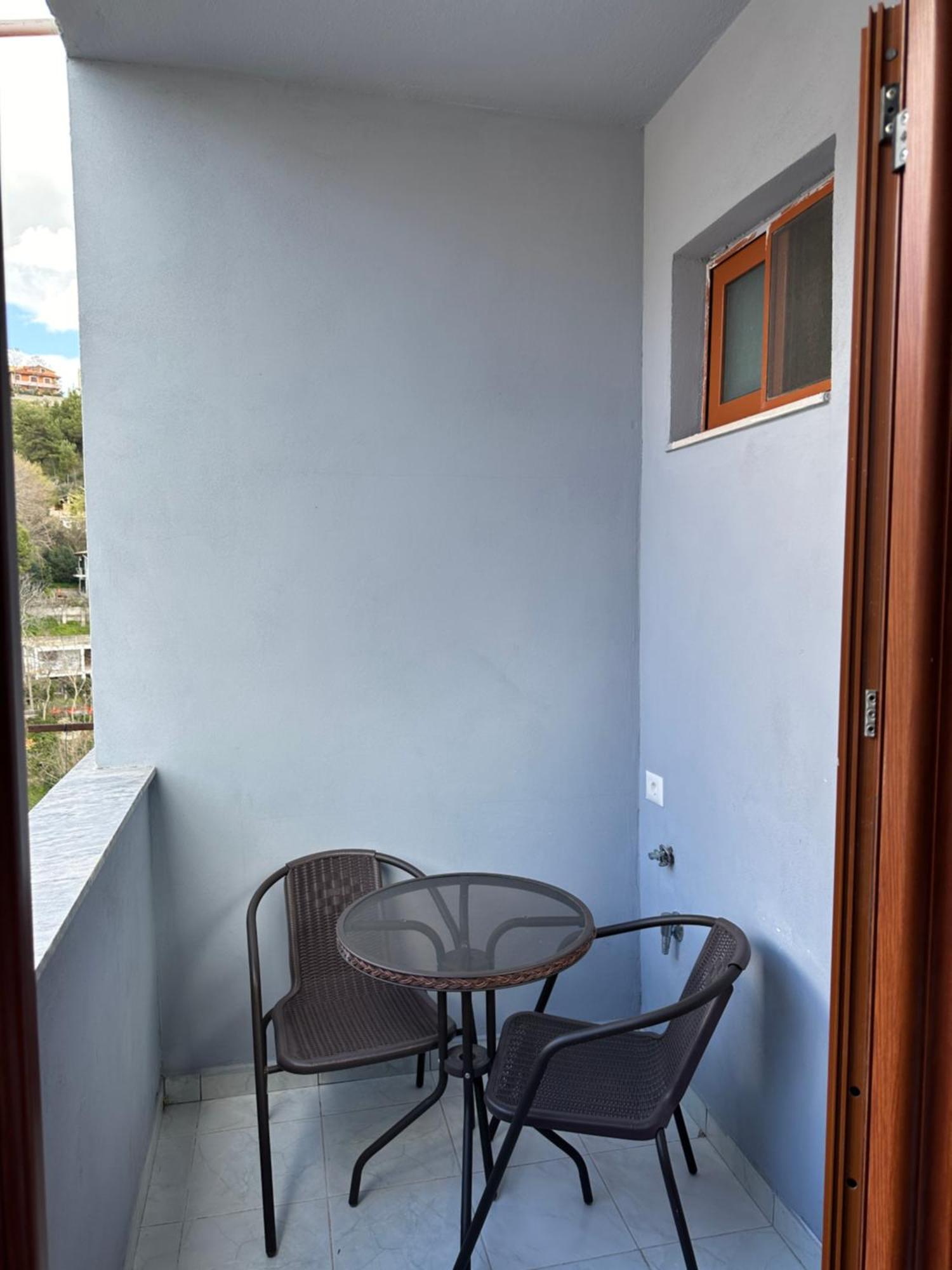 Xhimi'S Seaside Apartments دراس المظهر الخارجي الصورة